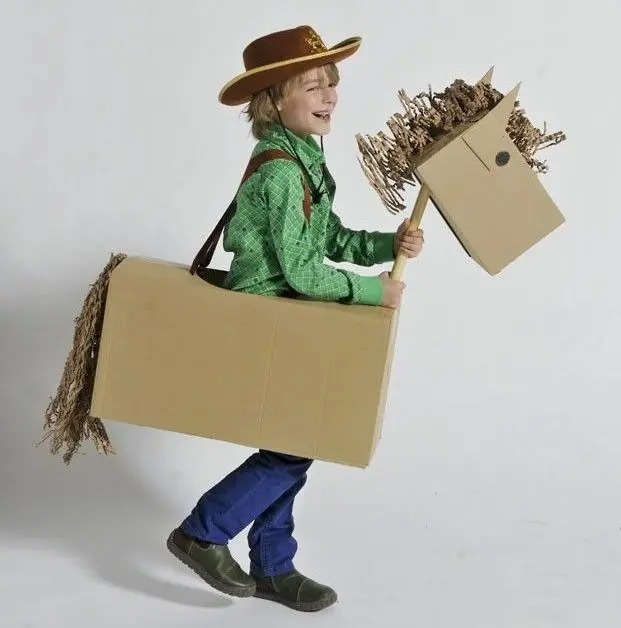 Disfraz casero de cowboy para niño