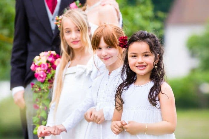 Cómo vestir a los niños que llevan los anillos en la boda - Etapa Infantil