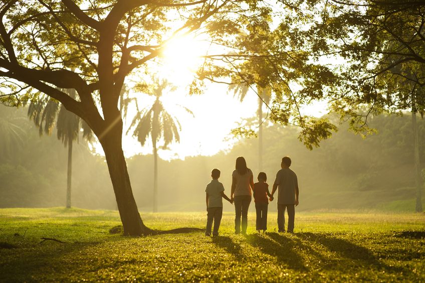 ¿Cómo debe ser el ambiente familiar para un niño hiperactivo?