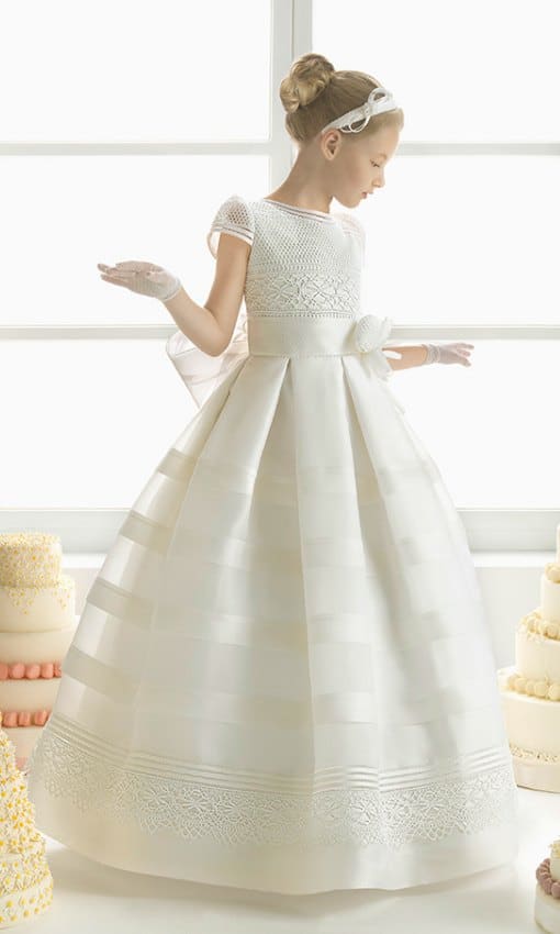 Vestidos y trajes de la Primera Comunión 2015 - Etapa Infantil Vestidos y trajes de la Primera Comunión 2015 - Etapa Infantil