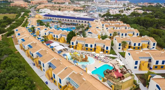 Hotel para niños Mar Hotels Paradise Club & Spa, en Cala'n Bosch, Menorca