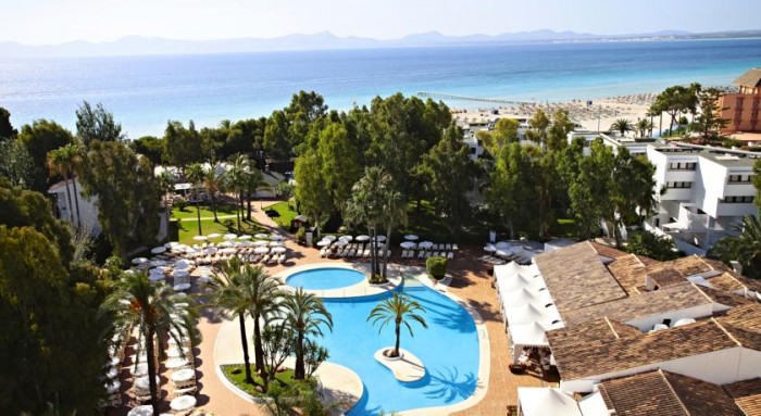 Hotel para niños Iberostar Ciudad Blanca, en Puerto de Alcudia, Mallorca