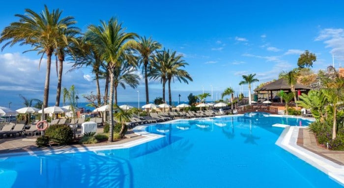 resort en españa para adultos