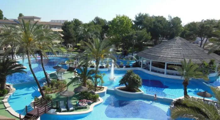 Hotel para niños Prinsotel La Dorada, en Playa de Muro, Mallorca
