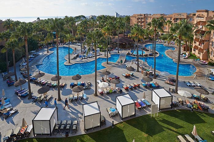 Hotel para niños Protur Bonaire Aparthotel, en Cala Bona, Mallorca