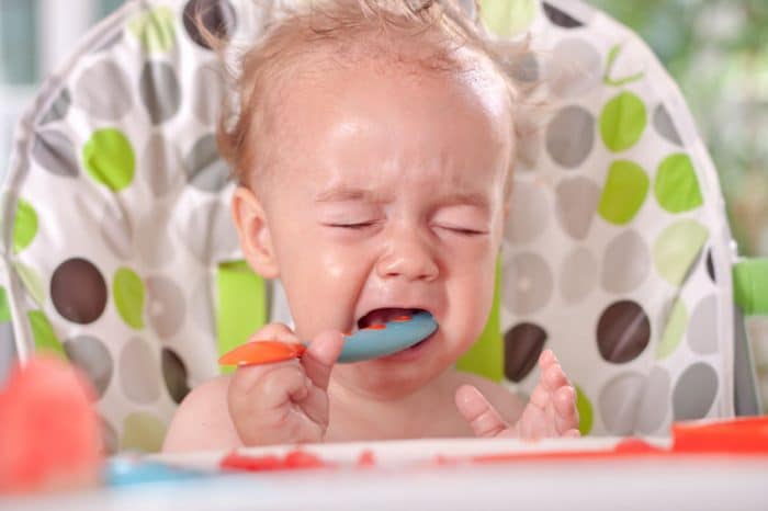 niño no quiere comer
