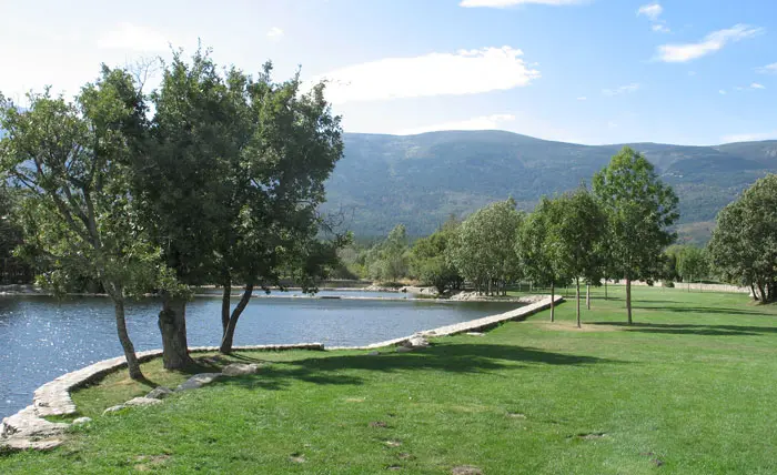 Piscina natural Las Presillas Madrid