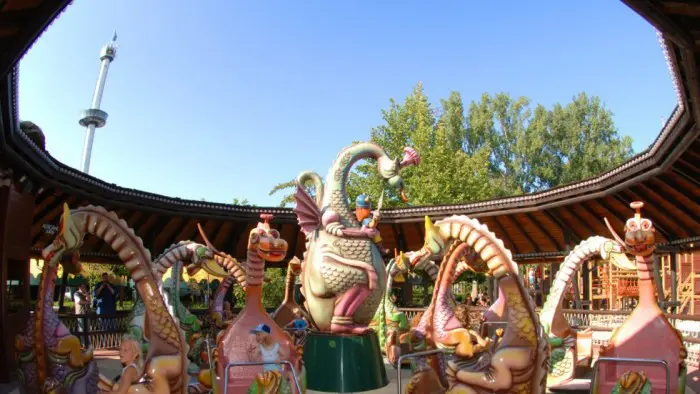 Dino Merry go round, Parque de atracciones Europa Park