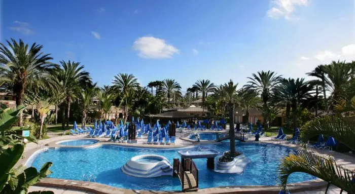 Hotel familiar Dunas Suites & Villas Resort, en Canarias
