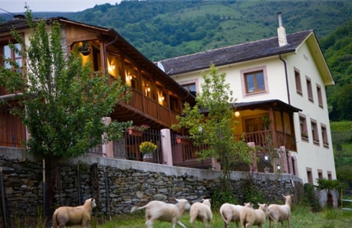 Casa rural Agudín, en Cangas del Narcea, Asturias Casa rural Agudín, en Cangas del Narcea, Asturias