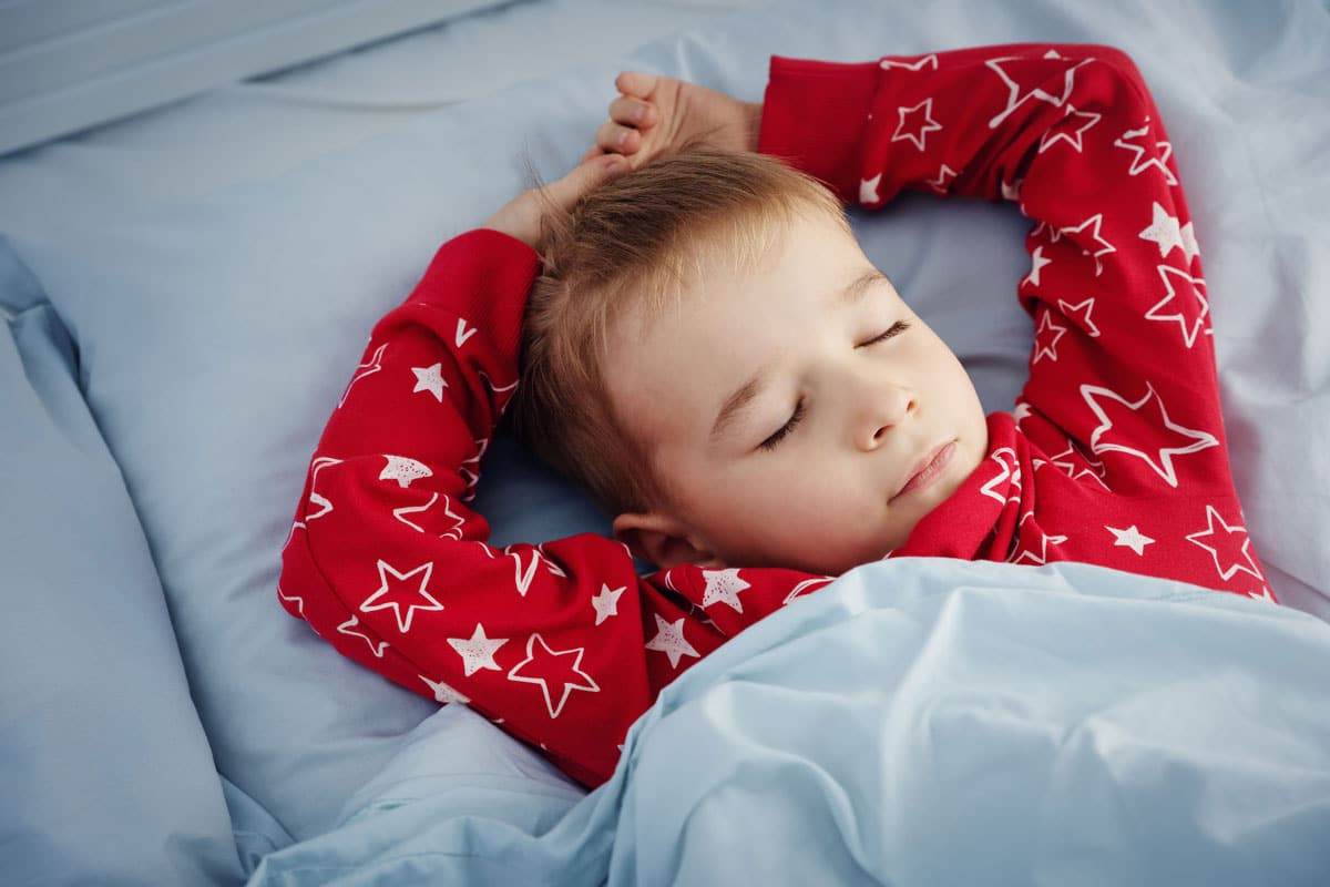 ¿Cómo lograr que el niño duerma solo?