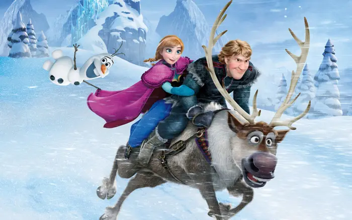 Anna, Kristoff y su reno Sven, personajes de Frozen