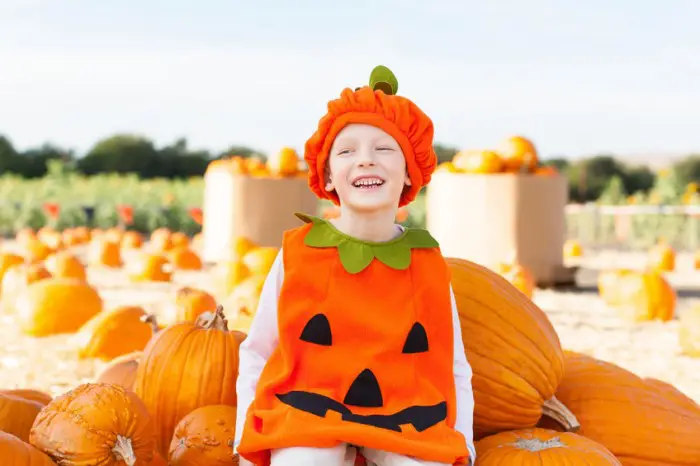 Disfraz casero de calabaza niño y niña para Halloween