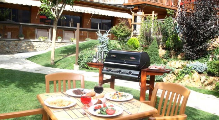 Hotel rural Muntanya & Spa (Cerdanya Resort), en Prullans de Cerdanya, Lleida, Cataluña Hotel rural Muntanya & Spa (Cerdanya Resort), en Prullans de Cerdanya, Lleida, Cataluña