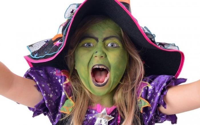 Maquillaje de Bruja Verde para Halloween
