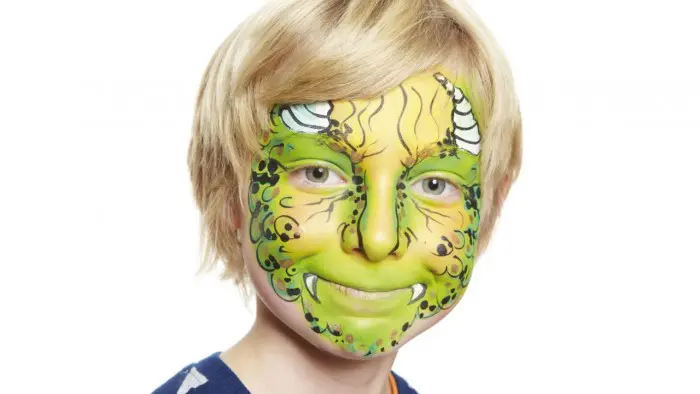 Maquillaje de Monstruo niño para Halloween