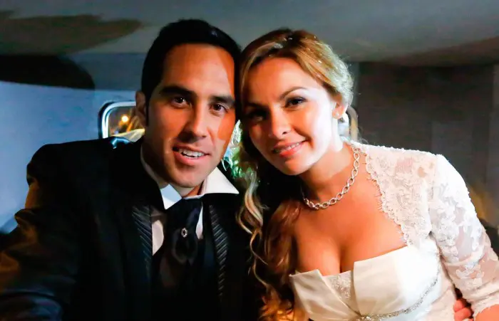 Carla Pardo y Claudio Bravo