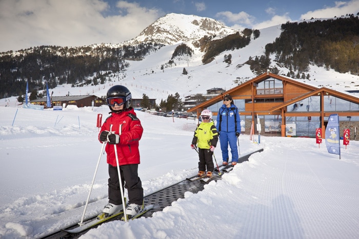 Escuela de esquí para familias y niños de Grandvalira, en Andorra Escuela de esquí para familias y niños de Grandvalira, en Andorra