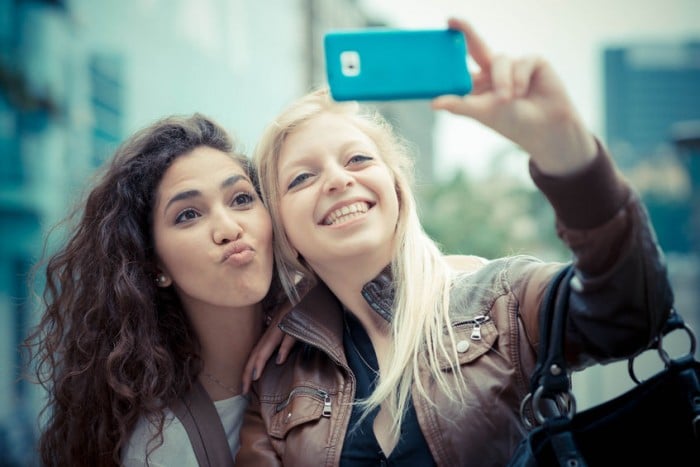 Los adolescentes necesitan un Smartphone Los adolescentes necesitan un Smartphone