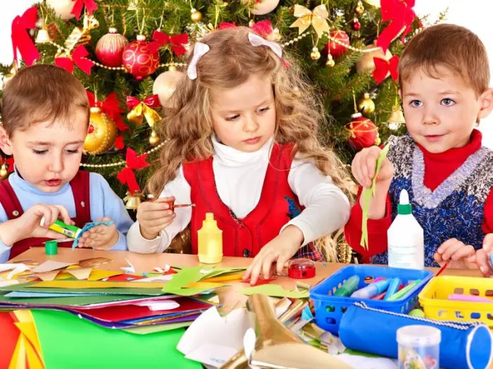 Manualidades de decoración navideñas para hacer con niños