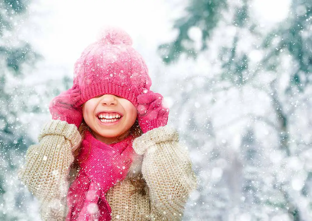 Vestir niños nieve