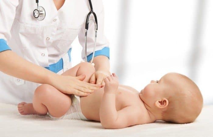 Hernia umbilical en bebés y niños