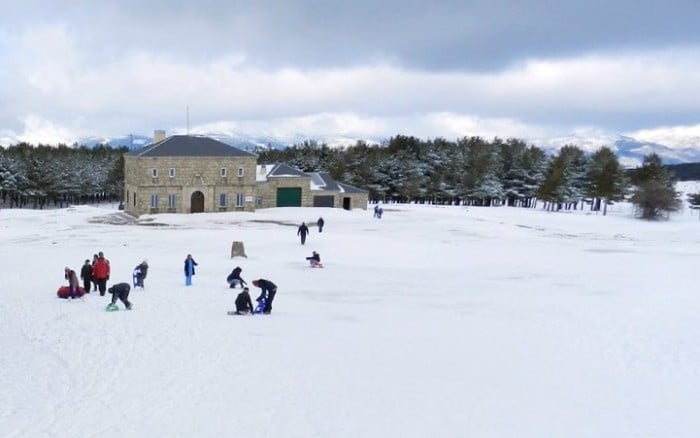 Disfrutar de la nieve con niños en Madrid