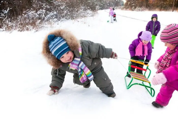 Juegos para hacer con niños en la nieve