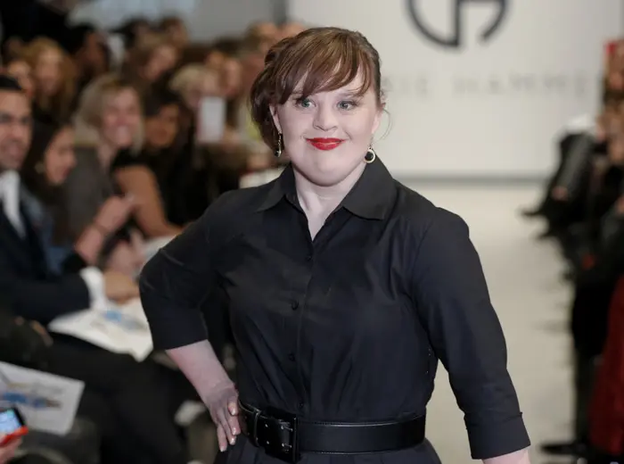Jamie-Brewer-Síndrome-de-Down