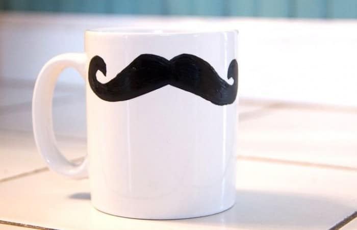 Taza con bigote Manualidades para el Día del Padre