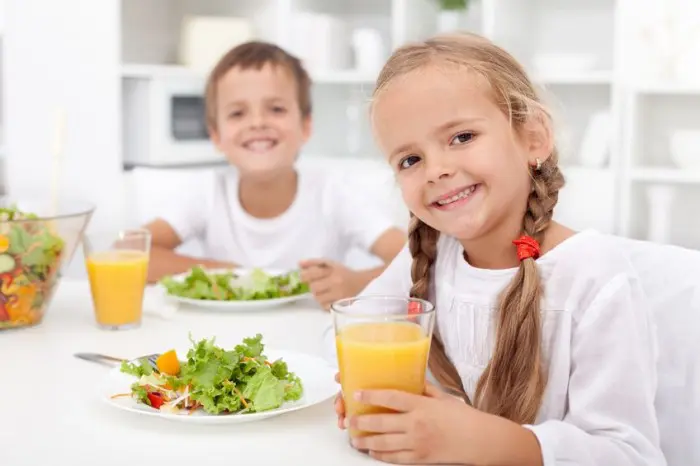 Cómo reducir el colesterol en los niños
