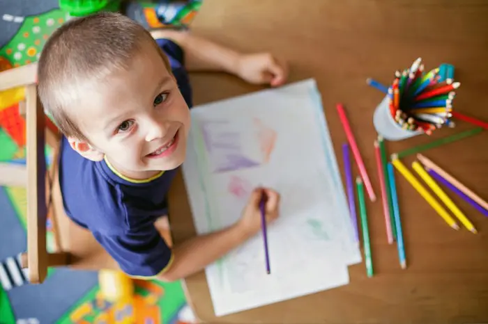 Los beneficios de colorear para los niños