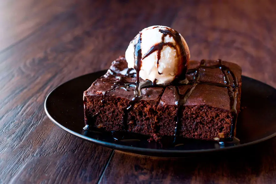 Brownie de chocolate casero para hacer con niños