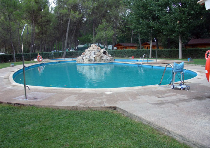 Camping rural Llanos de Arance, en Coto-Ríos, Jaén