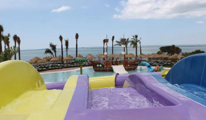 Hotel con toboganes acuáticos Ohtels Mazagón, en Mazagón, Huelva