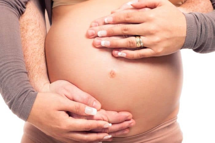 Ideas para que tu pareja se sienta incluido en el embarazo - Etapa Infantil Ideas para que tu pareja se sienta incluido en el embarazo - Etapa Infantil