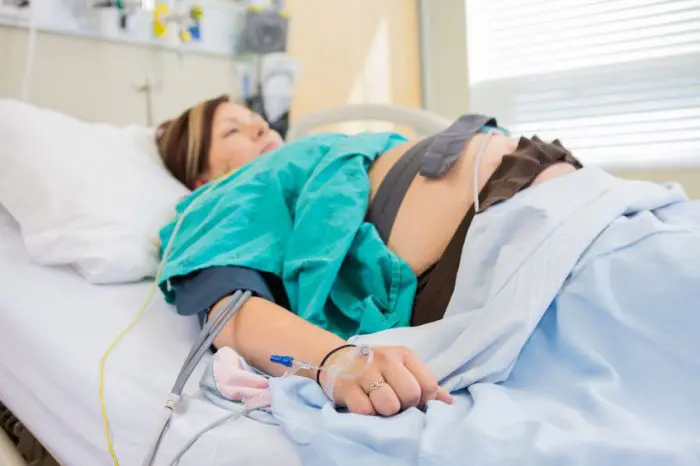 Las ventajas y desventajas de usar la anestesia epidural en el parto