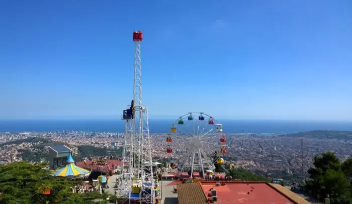 Vistas, Carrusel, Atalaya y Noria, en Tibidabo, Barcelona