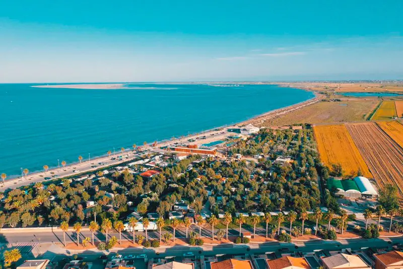 Camping Ampolla Playa, en L'Ampolla, Tarragona