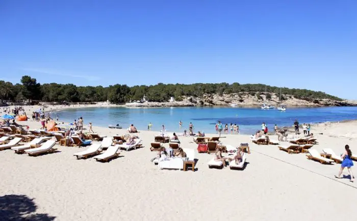 Camping playa Cala Bassa, en San José - San Agustín, Ibiza, Islas Baleares