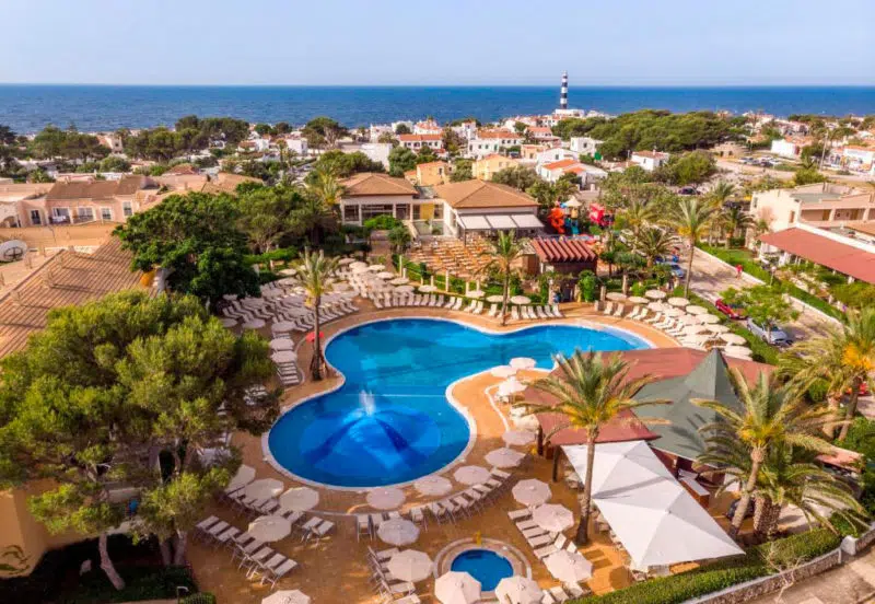 Hotel Zafiro Menorca, en Cala en Bosc, Menorca