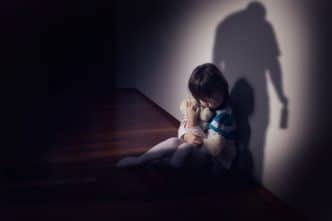 Los niños aprenden la violencia