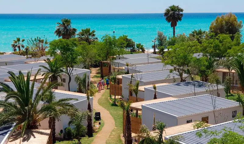 Playa Camping Alannia Els Prats, en Miami Platja, Tarragona
