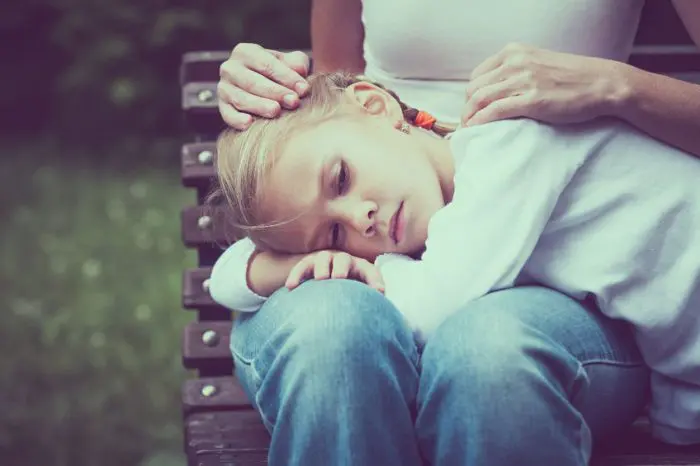 Qué es el Síndrome de Mamá Gallina