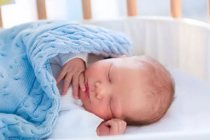 Beneficios bebé duerma con padres