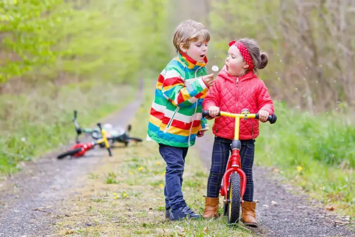 Enseñar niños disfrutar emociones