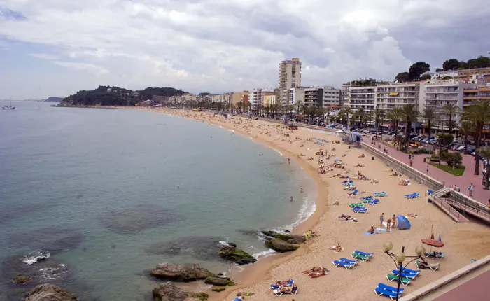 Playa de Lloret, en Lloret de Mar, Girona