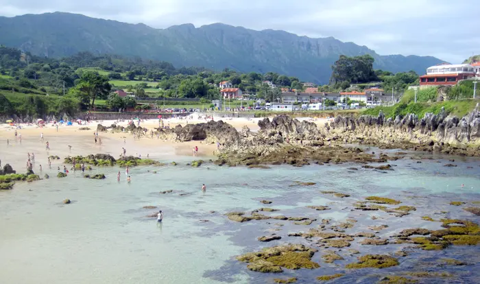 Playa de Toró, en Llanes, Asturias