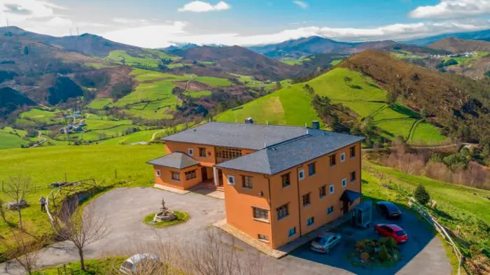 Hotel rural Yeguada Albeitar, en Villayón, Asturias