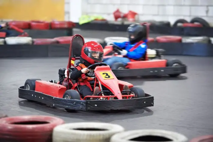 Karting: carreras de coches para niños
